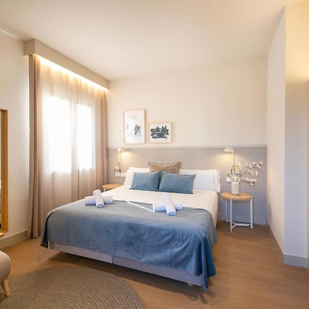Fisa Rentals Ramblas Apartments Barcelona Exteriör bild