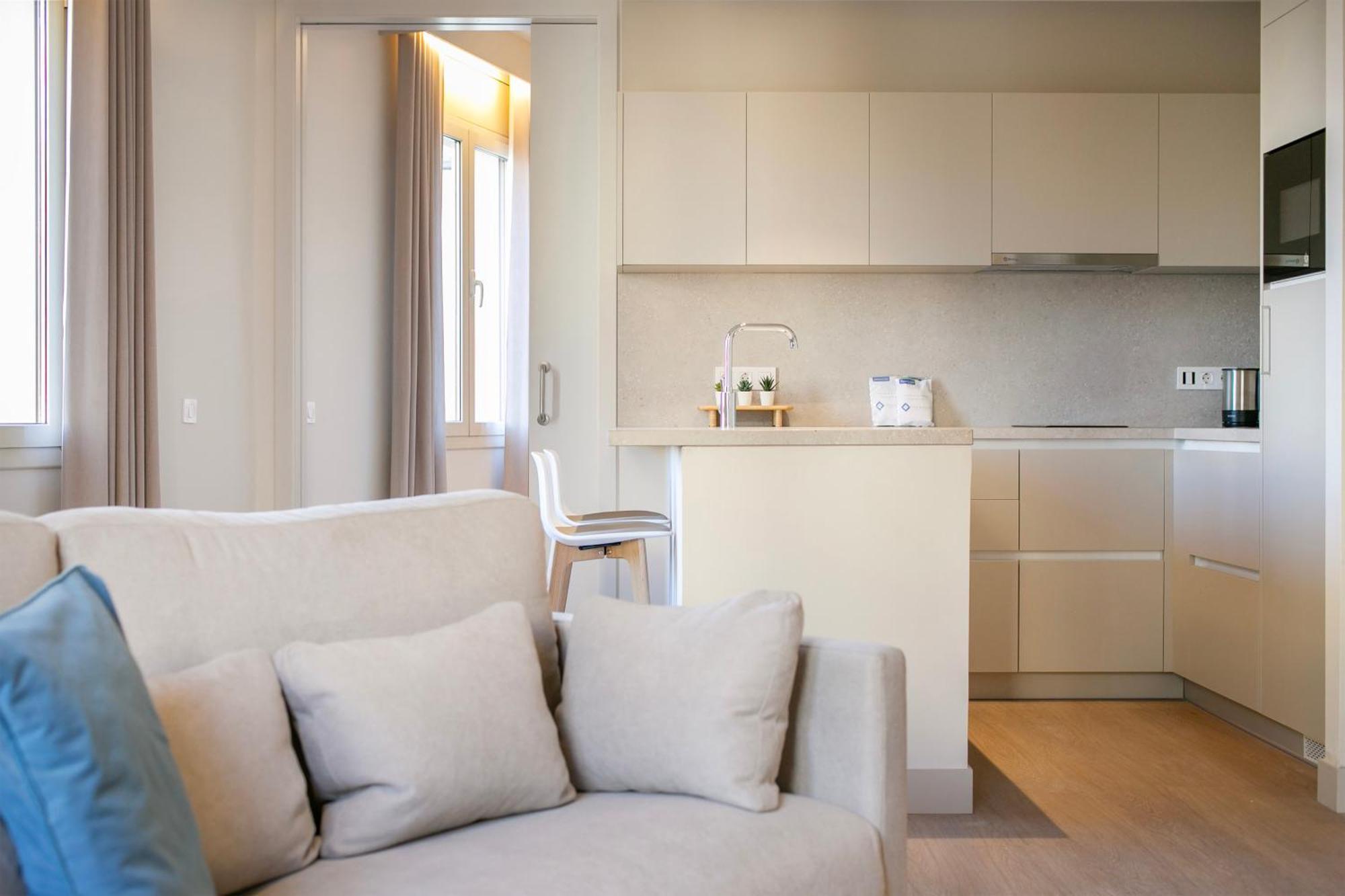 Fisa Rentals Ramblas Apartments Barcelona Exteriör bild